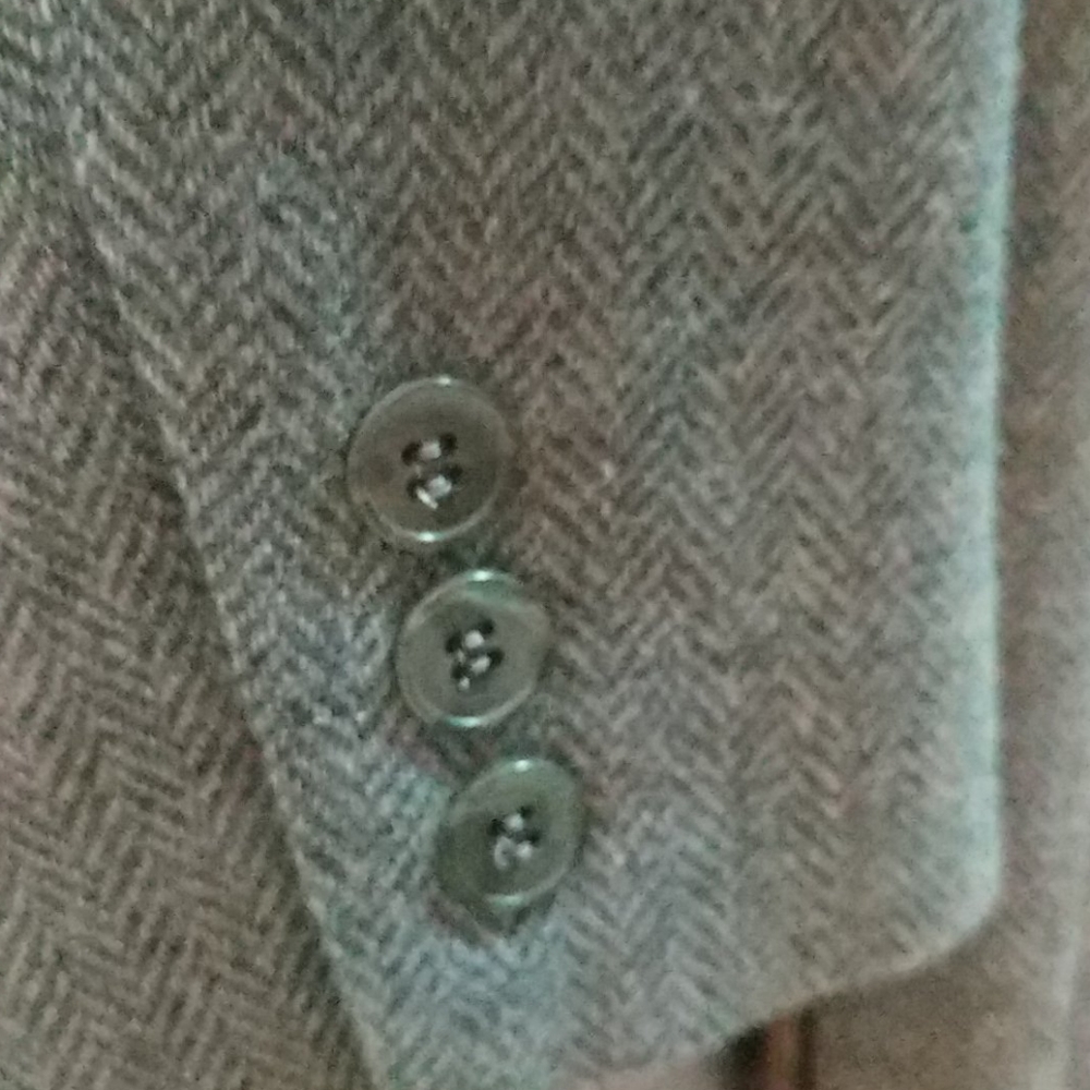 Blazer - Picture 6 of 6